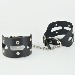 Черные кожаные наручники  "Лира", фото 