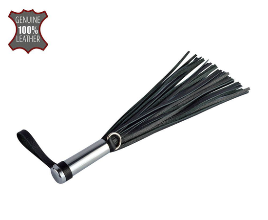 Черный кистевой флогер с серебристой ручкой - 23 см., фото 
